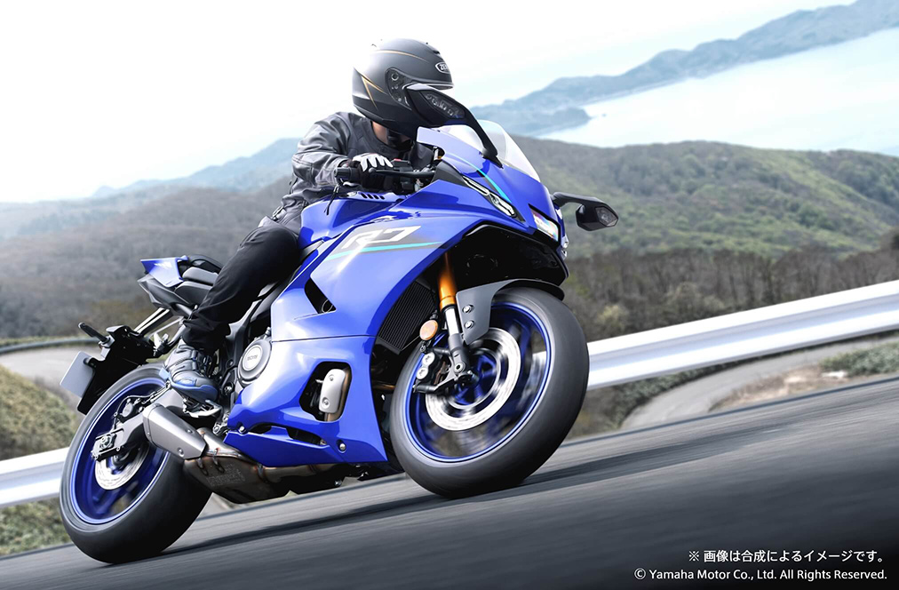 YZF-R7